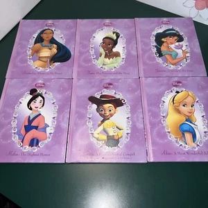 SET 6 Disney Story Bücher Pocahontas Jasmin Tiana Alice Jessie Mulan - Bild 1 von 7