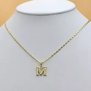 Collar colgante con cadena con nombre inicial enchapado en oro 14K. Laminado dorado - Imagen 1 de 32