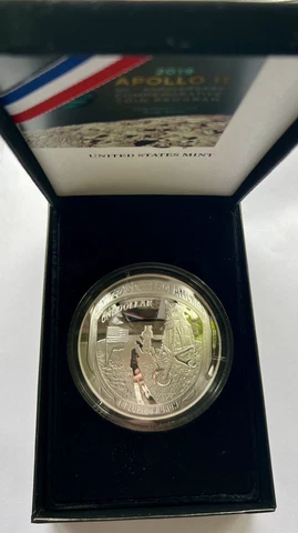 2019-P Apollo 11 50th Anniversary Comm - $1 5oz - Silver Proof - EU Shipment Cover