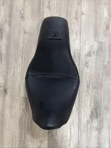 Corbin Gunfighter Saddle Seat for Kawasaki Vulcan KV-15-96-GB Comfort Cell - Foto 1 di 11