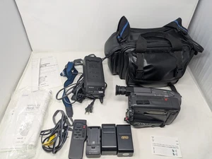 Sony CCD-TRV30E PAL Video8 Tape Video Camera Handycam Tested Works Great! - Picture 1 of 13
