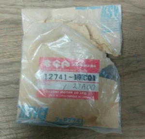 PIÑÓN USADO 12741-17C01 12741-27A00, EJE DE LEVAS GSXR750 - Imagen 1 de 5