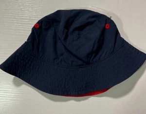 Old Navy - Baby BUCKET HAT - Nay with Red Lining - Size 6-12 Months - NWT - Picture 1 of 4