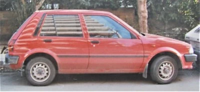 Puerta delantera derecha vacía Toyota Starlet EP70 3 PUERTAS modelo 1985 89 Foto 1 de 4