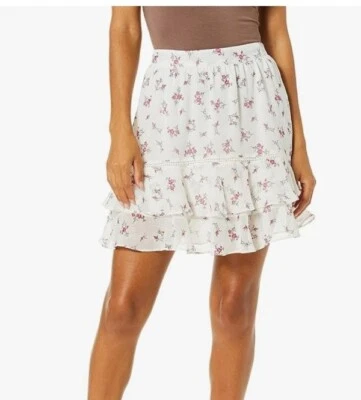 Saia J.O.A Just One Answer cintura alta floral linha A creme em camadas tamanho grande - Imagem 1 de 4