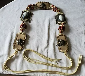 CINTURÓN DE SEÑORA DE COLECCIÓN OCCIDENTAL, DE ARTE POPULAR, LATÓN, PIEDRAS 28" CINTURÓN MÁS CUERDAS - Imagen 1 de 12