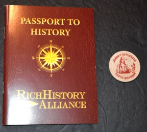 JOHNY APPLESEED FESTIVAL WOODEN NICKEL (1.50" Dia) + "PASSPORT to HISTORY", Neu - Bild 1 von 5