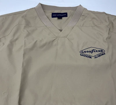 Chaqueta Pullover Goodyear Gadsen Alabama Bordada Logo Cuello en V Caqui 2XL Golf Foto 1 de 4