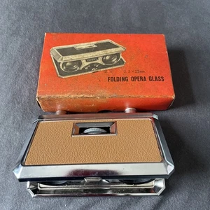 VINTAGE PAIR OF beige king JAPAN FOLDING OPERA GLASSES 2.5 x 25mm Boxed - Picture 1 of 9