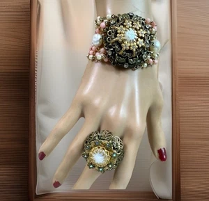 Sweet Romance USA Faux Mabe Victorian Revival 9-Strand Bracelet & Ring Set - Picture 1 of 16