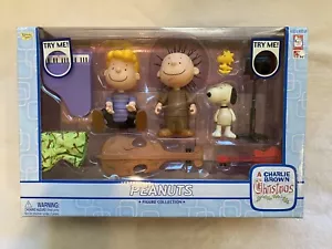 MEMORY LANE A CHARLIE BROWN CHRISTMAS FIGURE COLLECTION PIANO & SPOTLIGHT - Picture 1 of 1