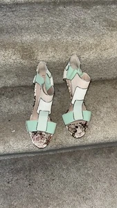 Jean Michel Cazabat Octavia High Heel Schuhe T-Riemen Gr. 37,5 Blumen Hochzeit - Bild 1 von 6