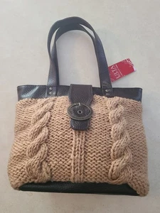 Ulta Camel mit braunem Besatz Zopfmuster kleine Beuteltasche Pullover Handtasche A1 - Bild 1 von 7