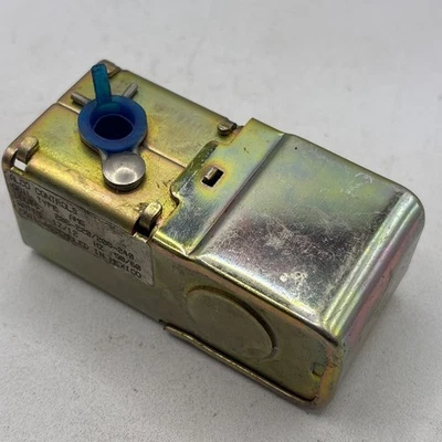 Alco Controls Coil Type AMG R9802 - Image 1 of 4