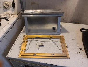Remolque cámper autocaravana Hehr de colección pequeña manivela de ventilación ventana exterior con vidrio de privacidad - Imagen 1 de 23