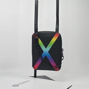 Louis Vuitton Sac croisé Danube en cuir Taïga rainbow 16 x 12 x 4 148492698 - Picture 1 of 9
