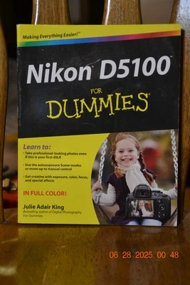 NIKON D5100 FOR DUMMIES CAMERA MANUAL NEW CONDITION - Image 1 of 2
