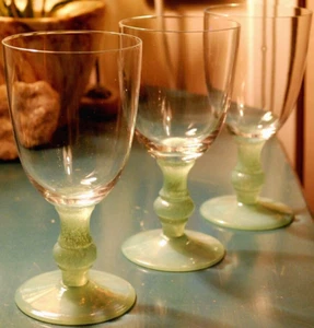 Vintage Set 3 ISABELLE GREEN Water Goblets Glasses VILLEROY & BOCH Jade 6 7/8" - Picture 1 of 17