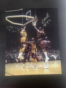 Connie Hawkins SIGNED 8x10 PHOTO Phoenix Suns Hall Of Fame Autographed - Picture 1 of 2