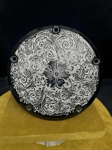 HARLEY DAVIDSON 5-LOCH-DERBYABDECKUNG MASSGESCHNEIDERTE HANDGRAVIERT - Bild 1 von 7