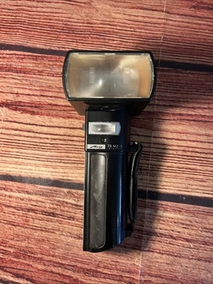 METZ 76 MZ-5 Digital Camera Flash Only - Working - Image 1 of 4