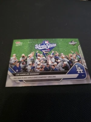 Tarjeta de campeones de la Serie Mundial de los Dodgers de Los Ángeles 2025 MLB Topps NOW #929 Foto 1 de 2