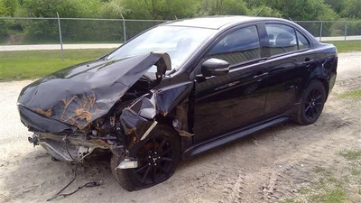 2017 17 Mitsubishi Lancer  Fuel Vapor Charcoal Canister 62657 - Image 1 of 4