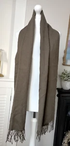 Vintage wool cashmere khaki green scarf Made in Britain - Picture 1 of 9