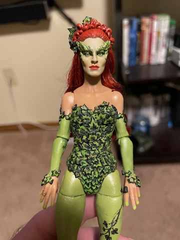 Custom Uma Thurman Batman Poison Ivy 1/12 Scale Figure Cover