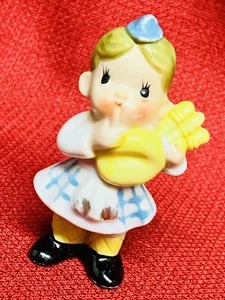 Vintage Ceramic Porcelian Little Dutch Boy w/ Bag Pipes JAPAN 2 3/4”tall - Picture 1 of 6