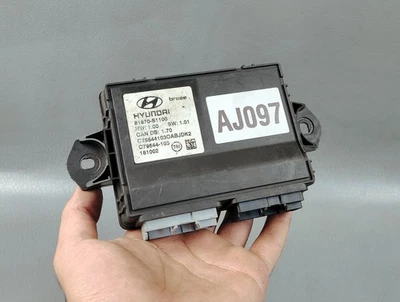 HYUNDAI SANTA FE 2.0 / 2.4 ELECTRIC POWER T LIFT GATE CONTROL MODULE 81870 S1100 - Image 1 of 4