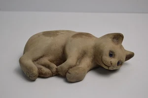 Vintage Concrete Laying Cat Statue Garden Doorstop Made In England Glass Eyes 3# - Picture 1 of 14