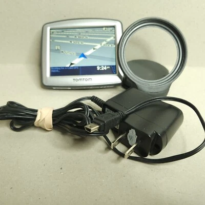 TomTom One N14644 GPS Bundle with Mount Suction USB Charging Cable Wall Charger - Image 1 of 4