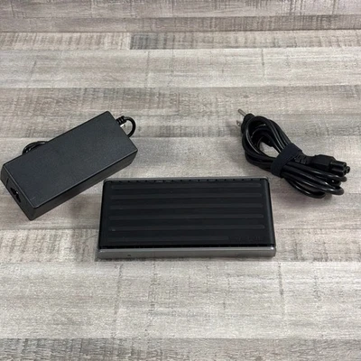 TARGUS DOCK180-B DOCK180USZ-65 Universal Dual Video 4K Docking Station - Image 1 of 4