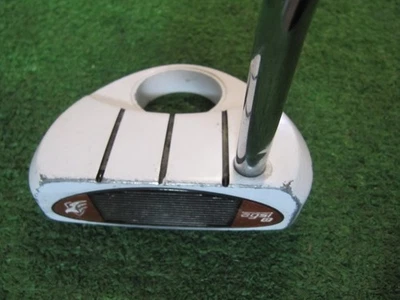 TAYLORMADE ROSSA CORZA GHOST PUTTER, 34 IN. COVER, NEW ROYAL GRIP - Image 1 of 4