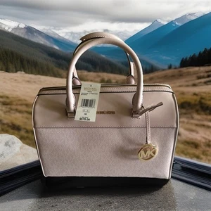 MICHAEL KORS WOMENS MEDIUM DUFFLE SATCHEL BAG SHOULDER MK POWDER BLUSH PINK LOGO - Picture 1 of 2