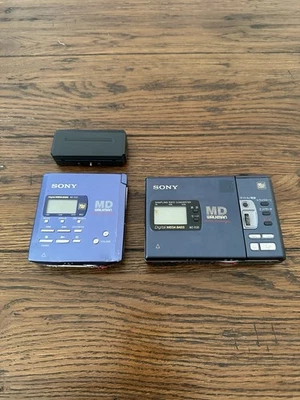 Grabadora Sony Minidisc MZ-R55 y MZ-R30 solo piezas sin probar Foto 1 de 4