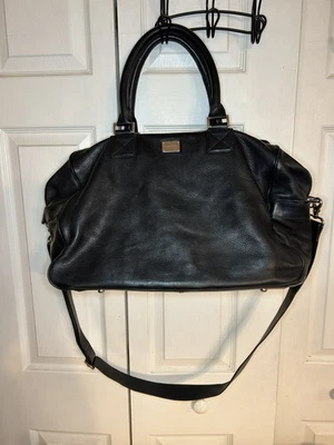 BOLSA DE VIAGEM COLE HAAN WEEKENDER PRETA HUDSON II - Imagem 1 de 4