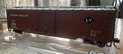 Atlas N Scale RTR #38918 50’ Single Door Box Car Lehigh Valley #8606 NIB NY - Image 1 of 4