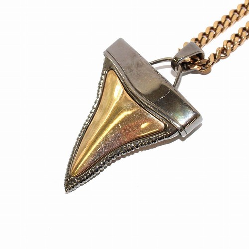 Givenchy Collana Dente di Squalo Ciondolo Punta Colore Argento Oro Kh Aa