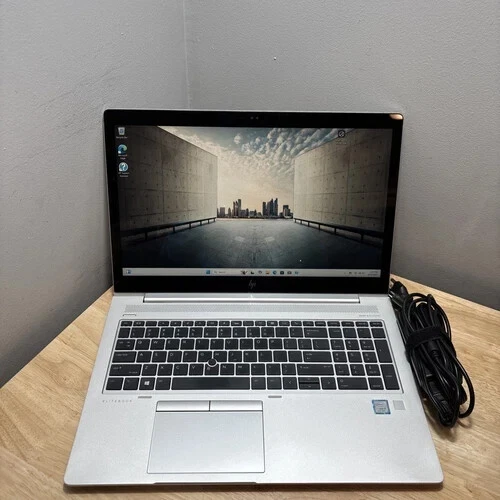 HP EliteBook 850 G5 15.6"  i5 1.60GHZ  16GB  256GB SSD - Image 1 of 4