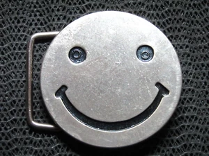 HAPPY SMILEY FACE HIPPIE BELT BUCKLE! VINTAGE! RARE! 1970s! USA! RETRO! MOOD! - Picture 1 of 12