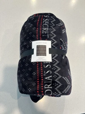 维多利亚的秘密谢尔帕毯假日 50X60 黑色公平岛标志新品 — 第 1/2 张图片