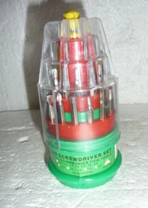 31 in 1 Precision Screwdriver Repair Tool Kit Portable Pocket Driver Bit Set S67 - Picture 1 of 4