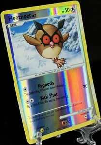 Pokémon TCG - Hoothoot - 85/130 - Reverse Holo - Diamante e Perla LP Errore - Foto 1 di 7