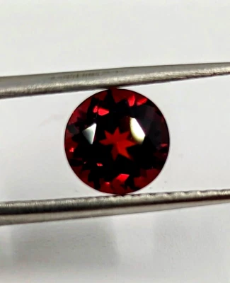 2.45ct Deep Red Garnet Round AAA+ Unheated Africa - Image 1 of 2