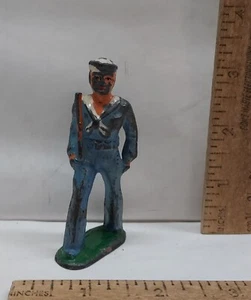 Vintage SPIELZEUGSOLDAT - MARINE MATROSE - lackiertes Metall - BARCLAY - beschädigt - Bild 1 von 12