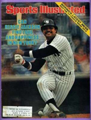 REGGIE JACKSON NY YANKEES AUTHENTIC AUTOGRAPHED SPORTS ILLUSTRATED COVER MAY 77 - Image 1 of 2