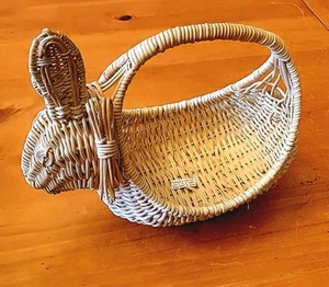 Vintage 1980’s Bunny Rabbit Shaped Wicker Rattan Basket Easter Spring Home Decor - Picture 1 of 6