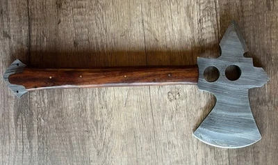 Hacha táctica Pathfinder de acero Damasco hecha a mano para caza camping y aire libre Foto 1 de 4
